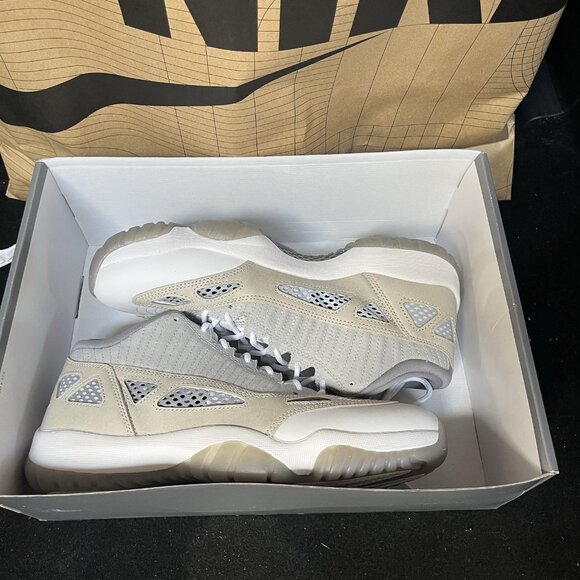 NEW Nike Air Jordan 11 Retro Low IE Orewood Brown White 919712-102 Size 10 main image 5